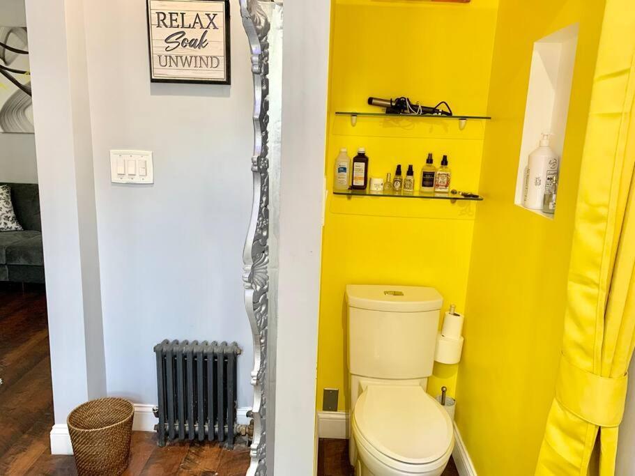Apartamento 3 Bedroom Duplex W Large Backyard Nova York